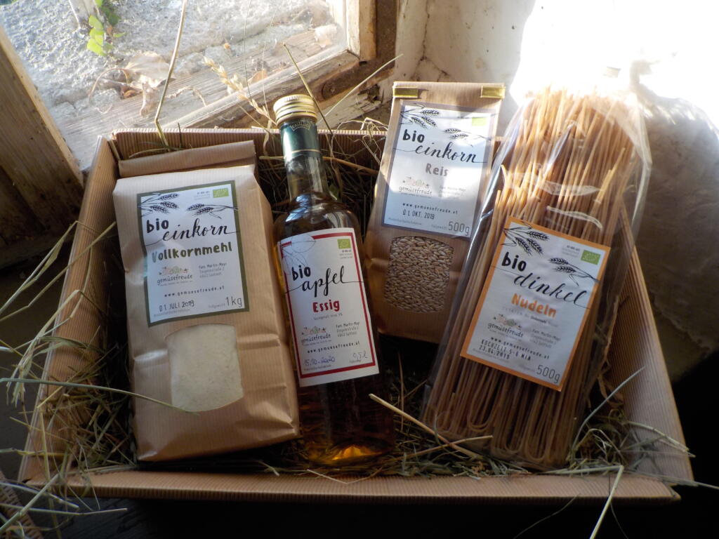 Dinkelreis, Mehl, Essig, Nudeln